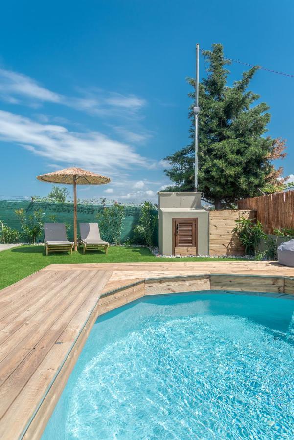 Cozy House With Pool Near Beach Gazi Buitenkant foto